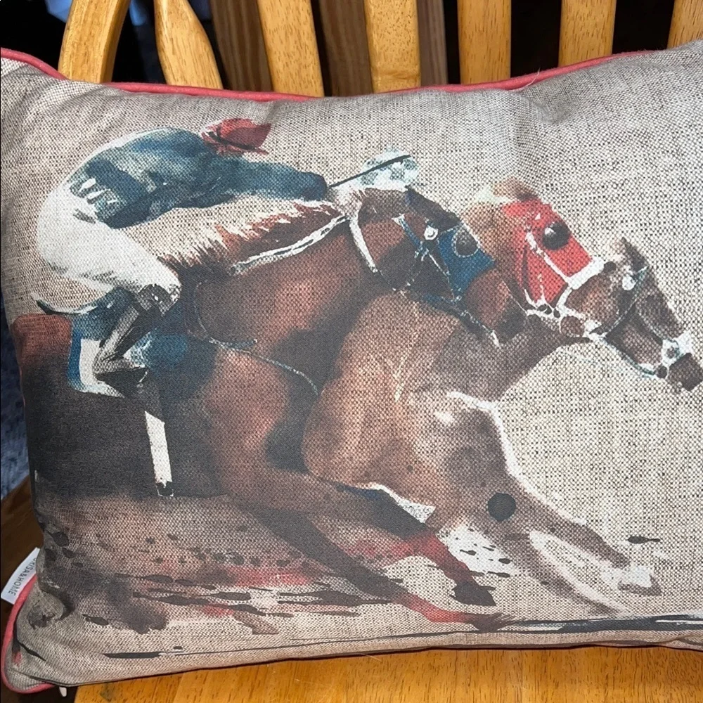 Brisa & Home decorative pillow